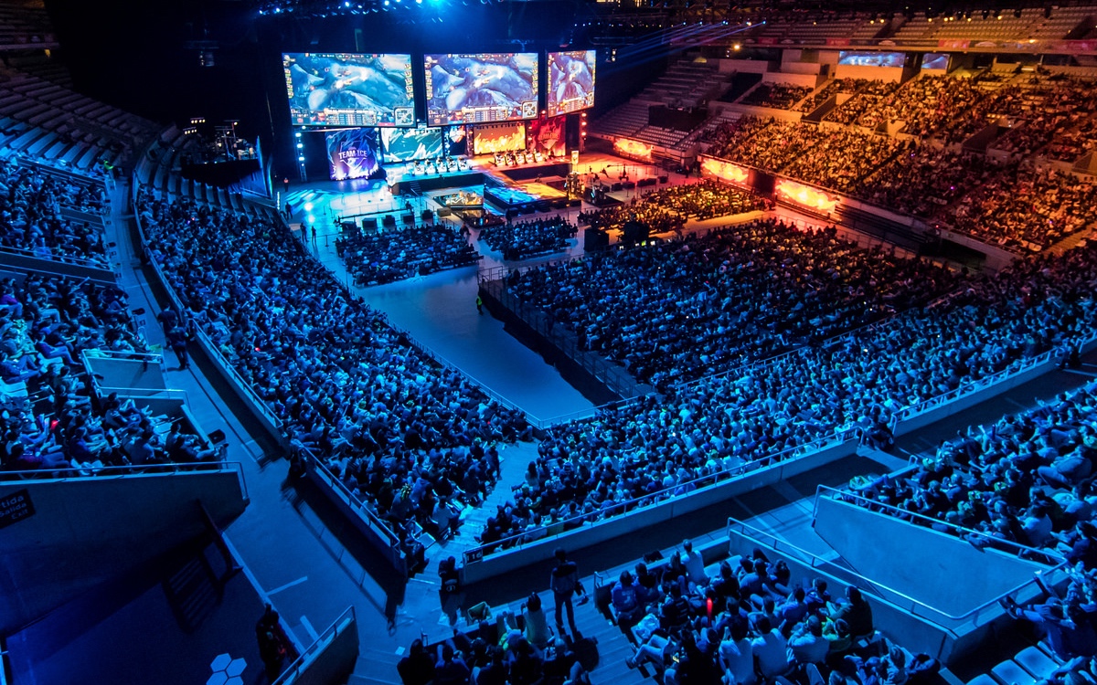 LOL知名选手欠钱不还？前QG射手在线讨债