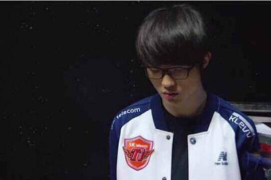 JDG赛后采访 MISSING ：我觉得他（ Ruler ）的霞也是世界上最好的霞