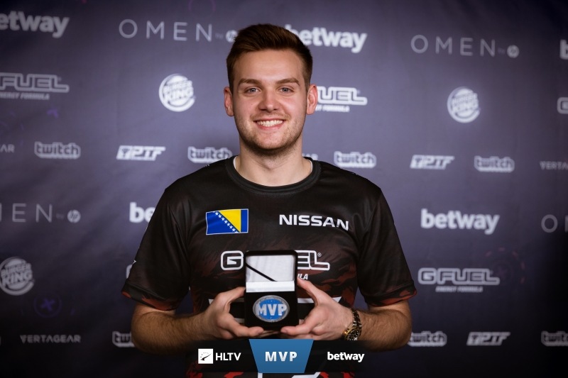 全球冠军赛：只差一口气，BLG不敌DRX跌入败者组